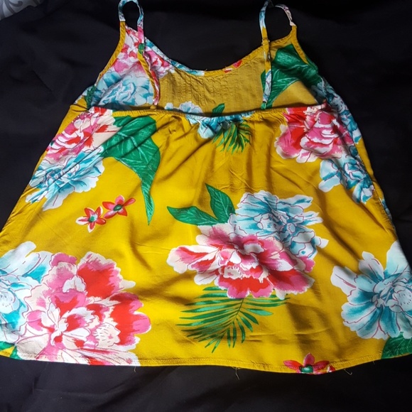 Old Navy Tops Old Navy Tropical Floral Top Poshmark